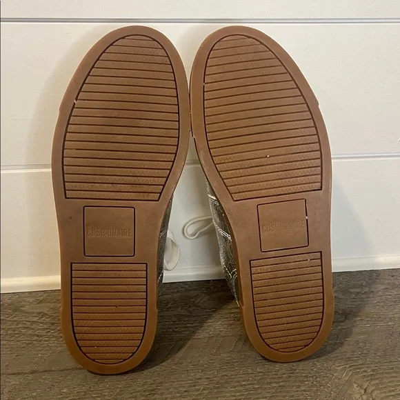 Cushionaire Balance Lace Up Silver Metallic Sneakers Size 6 - Picture 10 of 10